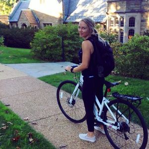 Meet your Posher, Kayla